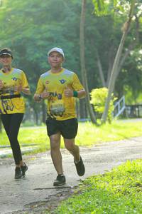 BIB: 0210, 1079
                            <button type="button" onclick="openModal(5123304)" class="btn btn-primary btn-sm float-right btn-popup" data-toggle="modal" data-target=".modal-high-quality">
                        <i class="fas fa-shopping-cart"></i> Add to Cart
                    </button>
                                            <button type="button" onclick="isThisMe(5123304, true)" class="btn btn-success btn-sm float-right btn-popup btn-isme hidden" data-toggle="tooltip" data-placement="bottom" title="นี่คือรูปของคุณใช่ไหม คลิกที่นี่เพื่อเอาเข้าอัลบั้ม">
                        <i class="fas fa-plus"></i> Add to album
                    </button>
                    <button type="button" onclick="isThisMe(5123304, false)" class="btn btn-warning btn-sm float-right btn-popup btn-isnotme hidden">
                        <i class="fas fa-ban"></i> Remove from album
                    </button>